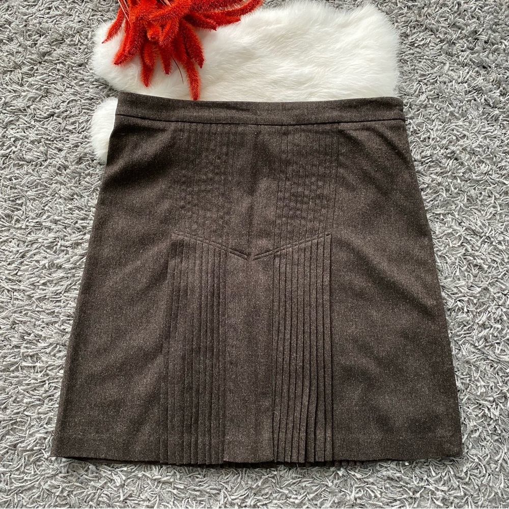 Club Monaco wool pleated skirt